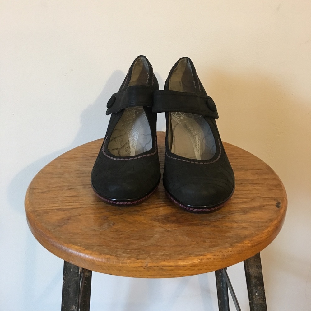 J-41 Romance Design Shoes